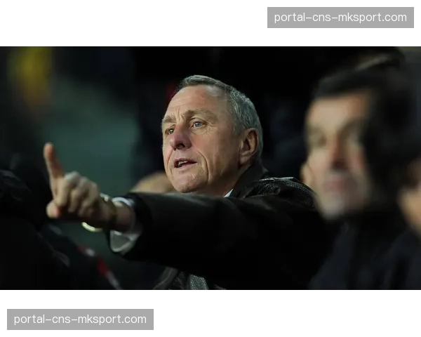 巴萨博物馆举办特别展览,纪念克鲁伊夫逝世十周年。